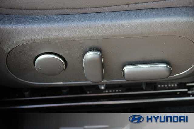 Hyundai KONA 1.6 Hybrid 138 N Line S 5dr DCT Abyss Black