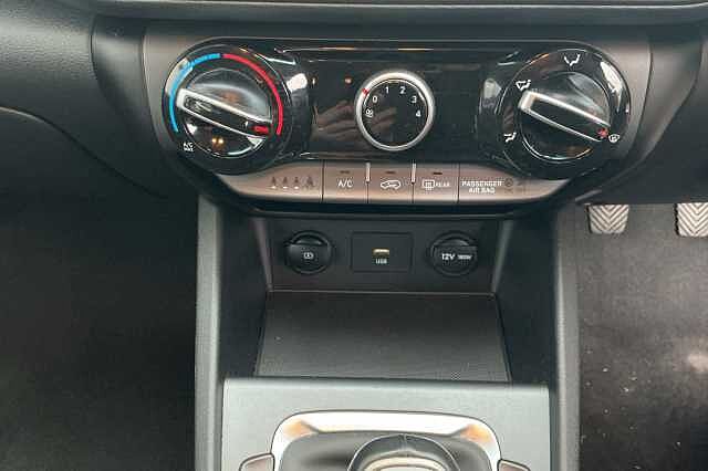 Hyundai KONA 1.0 TGDi 48V MHEV SE Connect 5dr