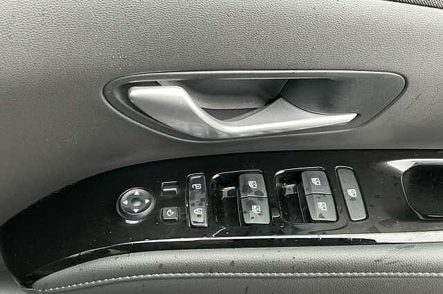Hyundai TUCSON 1.6 TGDi Hybrid 230 Ultimate 5dr 2WD Auto Dark Knight