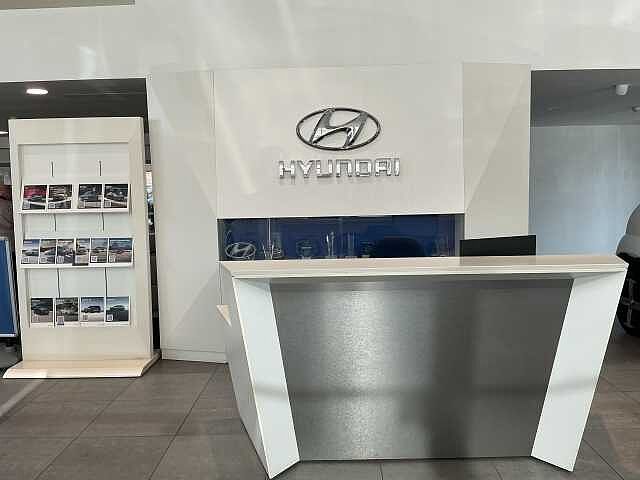 Hyundai IONIQ 1.6 GDi Hybrid Premium SE 5dr DCT