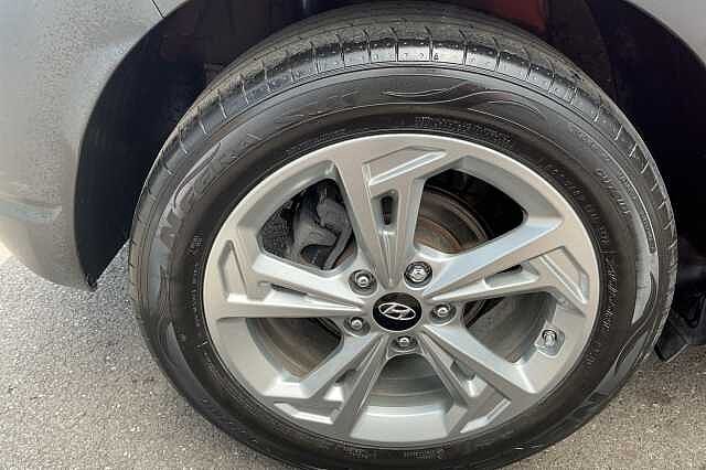 Hyundai KONA SUV 1.0 T-GDi (120ps) SE Connect 48 Volt MHEV Ignite Red