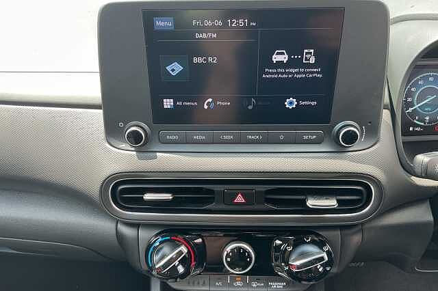 Hyundai KONA SUV 1.0 T-GDi (120ps) SE Connect 48 Volt MHEV Ignite Red