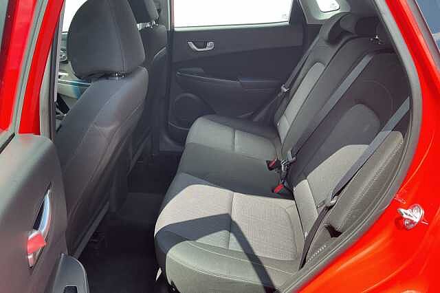 Hyundai KONA SUV 1.0 T-GDi (120ps) SE Connect 48 Volt MHEV Ignite Red