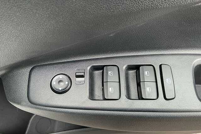 Hyundai I10 1.0 [63] Advance 5dr [Nav] Atlas White