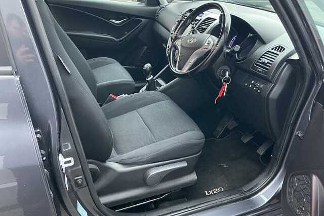 Hyundai Ix20 1.6 SE Nav 5dr