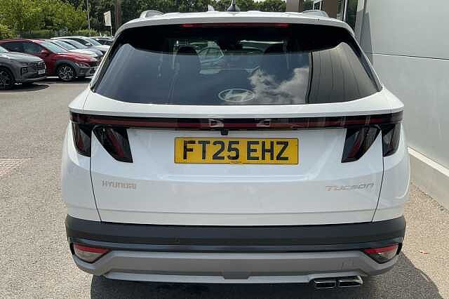 Hyundai TUCSON 1.6T Advance 5dr Atlas White