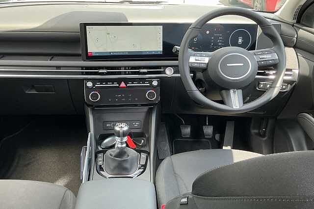 Hyundai TUCSON 1.6T Advance 5dr Atlas White