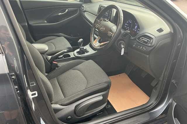 Hyundai i30 1.0T GDi SE Connect 5dr