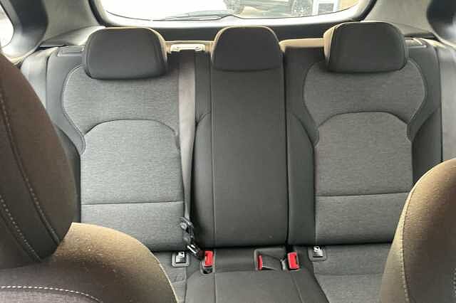 Hyundai i30 1.0T GDi SE Connect 5dr