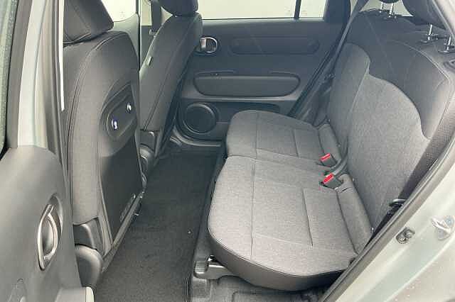 Hyundai INSTER 85kW 02 49kWh 5dr Auto Aero Silver