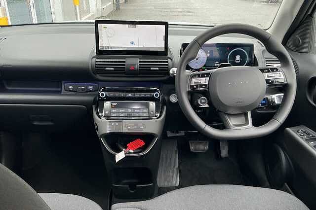Hyundai INSTER 85kW 02 49kWh 5dr Auto Aero Silver