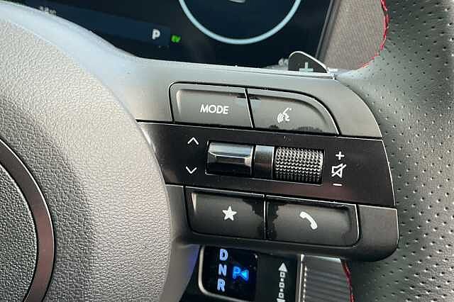 Hyundai TUCSON 1.6T Plug-in Hybrid N Line 5dr 4WD Auto Atlas White