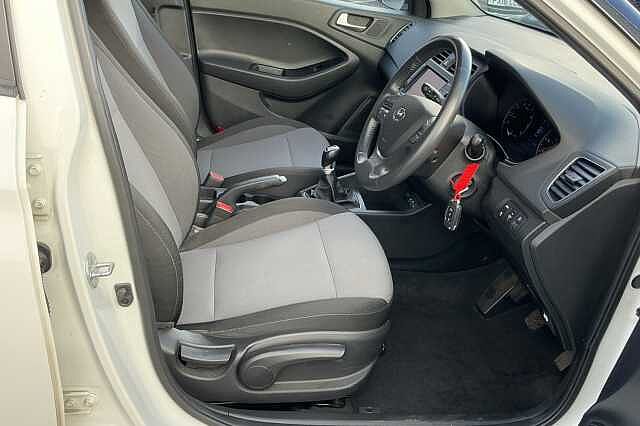 Hyundai i20 1.2 MPi Play 5dr