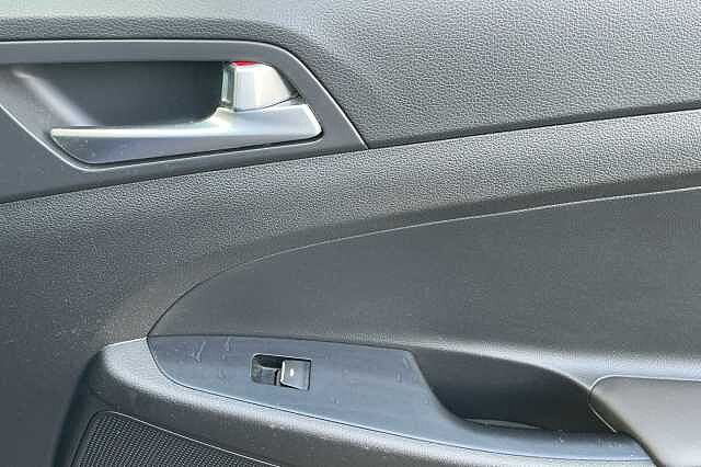 Hyundai TUCSON 1.6 GDi SE Nav 5dr 2WD