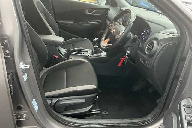 Hyundai KONA 1.0T GDi Blue Drive SE 5dr