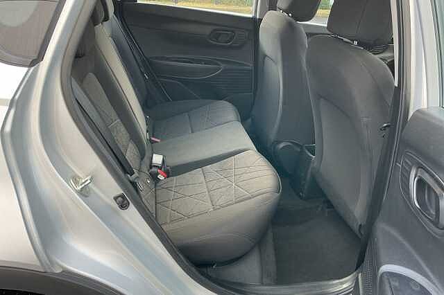 Hyundai BAYON 1.0 TGDi 48V MHEV SE Connect 5dr