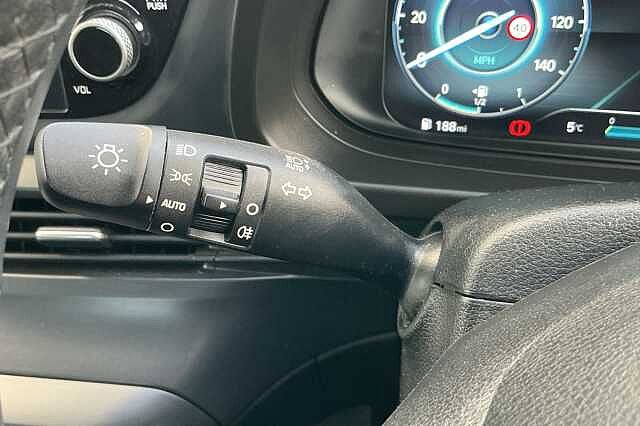 Hyundai BAYON 1.0 TGDi 48V MHEV SE Connect 5dr