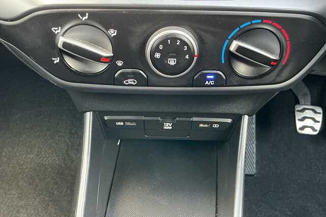 Hyundai BAYON 1.0 TGDi 48V MHEV SE Connect 5dr