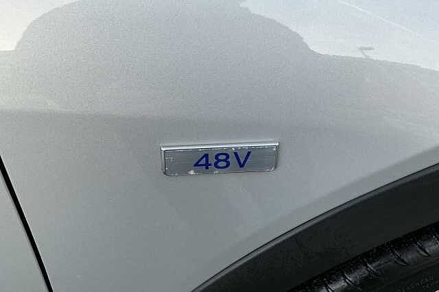 Hyundai BAYON 1.0 TGDi 48V MHEV SE Connect 5dr