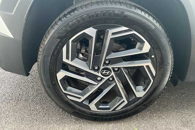 Hyundai TUCSON 1.6T 48V MHD Ultimate 5dr DCT Serenity White