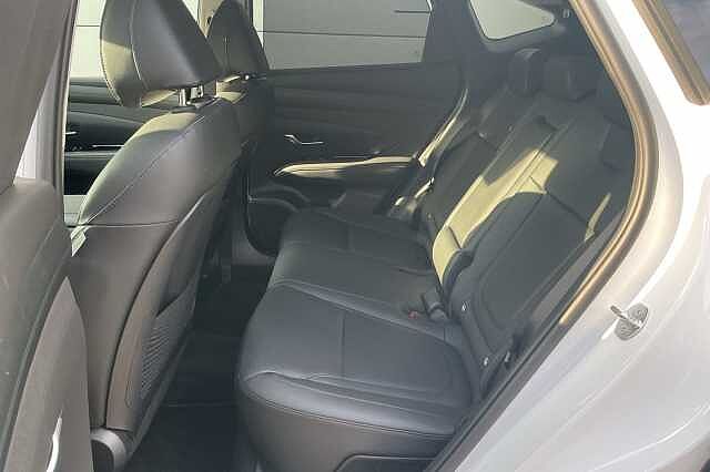 Hyundai TUCSON 1.6T 48V MHD Ultimate 5dr DCT Serenity White