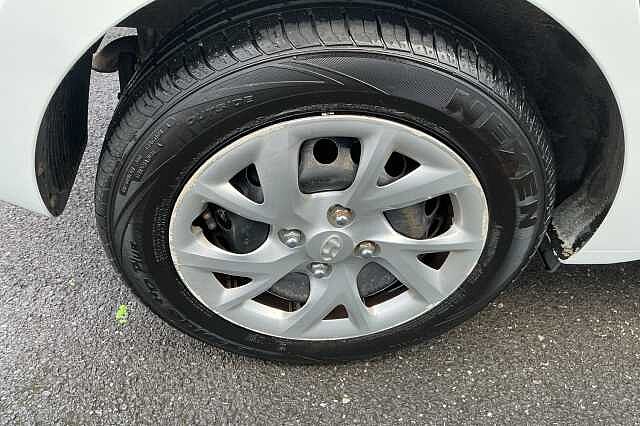 Hyundai i10 1.0 S 5dr