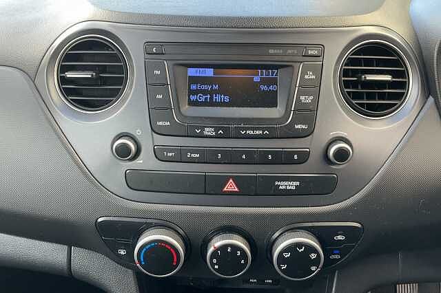 Hyundai i10 1.0 S 5dr