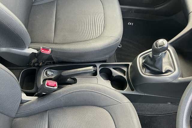 Hyundai i10 1.0 S 5dr