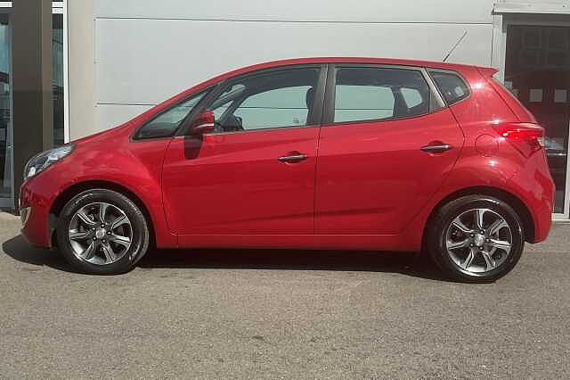 Hyundai IX20 1.4 SE Blue Drive 5 Door Red