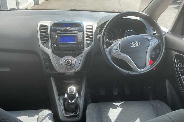 Hyundai IX20 1.4 SE Blue Drive 5 Door Red