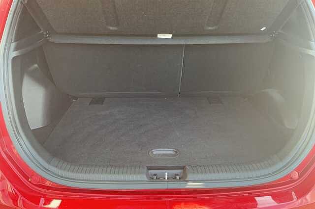 Hyundai IX20 1.4 SE Blue Drive 5 Door Red