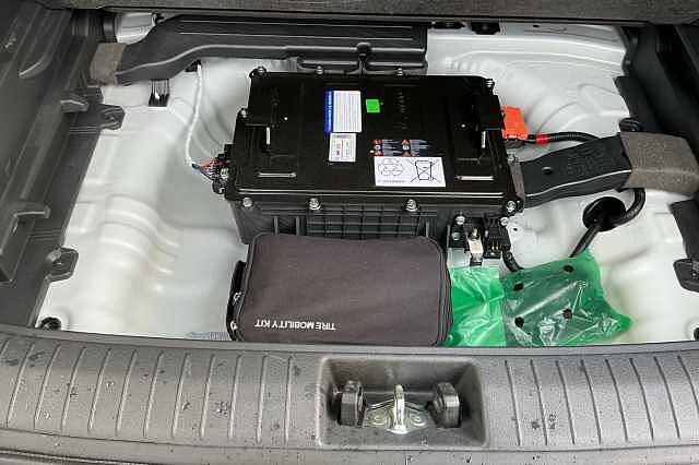 Hyundai KONA 1.0 TGDi 48V MHEV SE Connect 5dr Atlas White