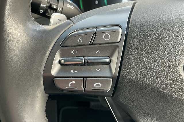 Hyundai IONIQ 1.6 GDi Hybrid Premium SE 5dr DCT