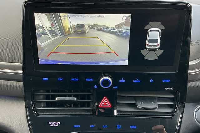 Hyundai IONIQ 1.6 GDi Hybrid Premium SE 5dr DCT