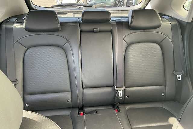 Hyundai KONA 1.0T GDi Blue Drive Premium SE 5dr Lake Silver