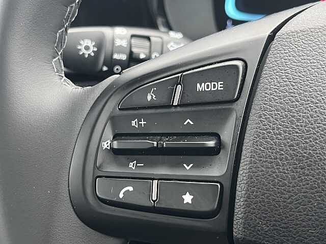 Hyundai I10 Advance [Nav] 1.2 MPi (79ps) Dragon Red