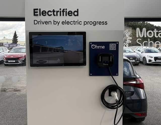 Hyundai SANTA FE Premium Plug-in Hybrid 1.6 T-GDi PHEV 4WD (253ps)