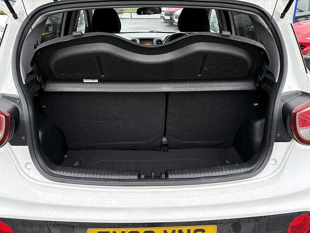 Hyundai i10 Play 1.0 MPi (66ps)