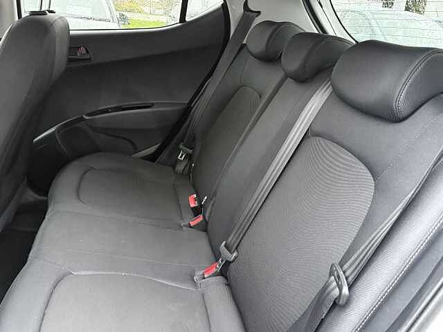 Hyundai i10 Play 1.0 MPi (66ps)