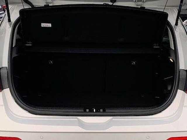 Hyundai I20 SE Connect 1.0 T-GDi MHEV (100ps) Atlas White