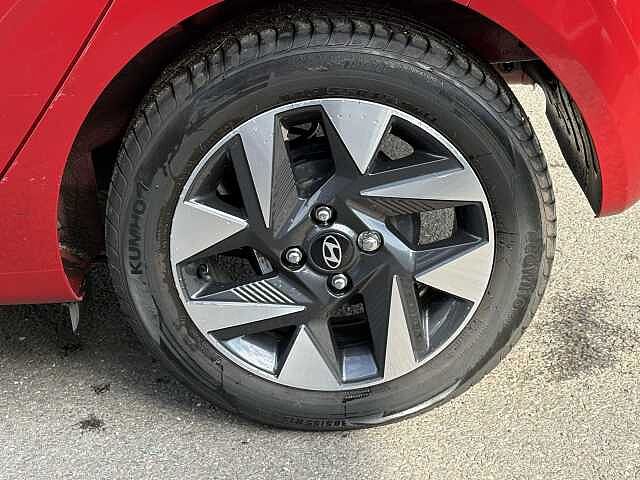 Hyundai I10 Advance 1.0 MPi (67ps) Dragon Red