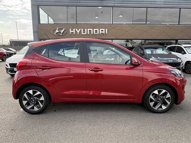 Hyundai I10 Advance 1.0 MPi (67ps) Dragon Red