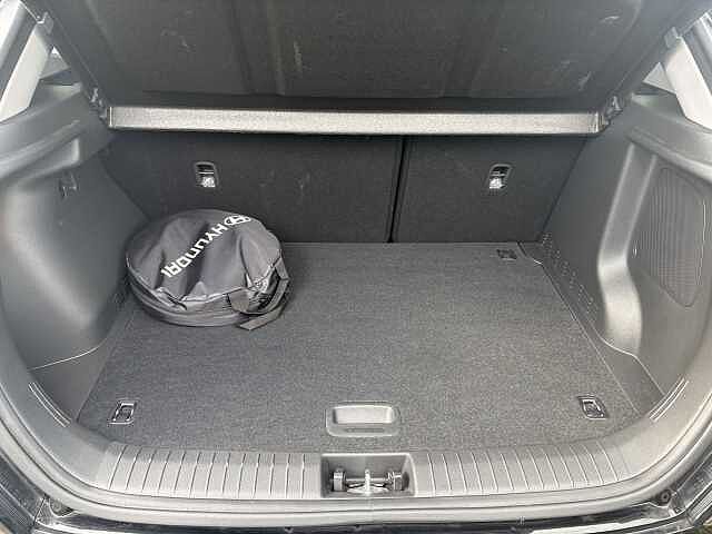 Hyundai KONA Premium Electric 64kWh EV (204ps) Abyss Black