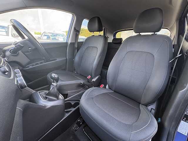 Hyundai I10 1.0 Play 5dr Champion Blue
