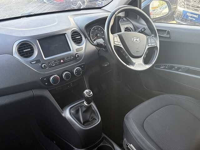 Hyundai I10 1.0 Play 5dr Champion Blue