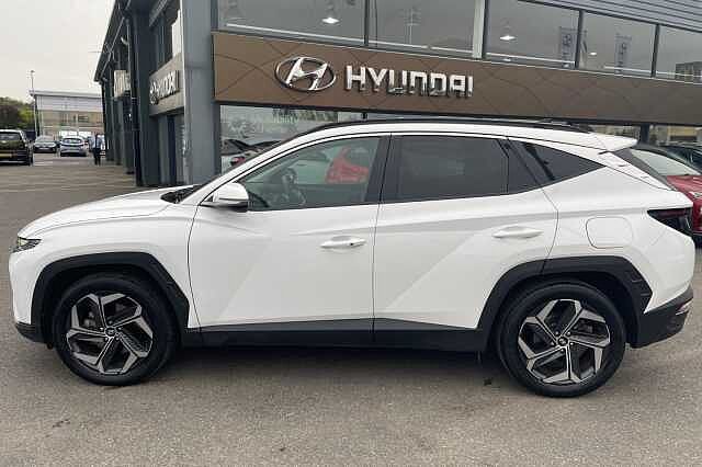 Hyundai TUCSON Ultimate Plug In 1.6 T-GDi PHEV 4WD (265ps) Atlas White