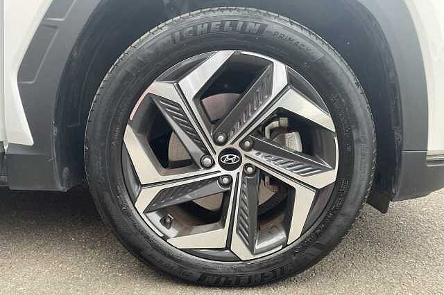 Hyundai TUCSON Ultimate Plug In 1.6 T-GDi PHEV 4WD (265ps) Atlas White