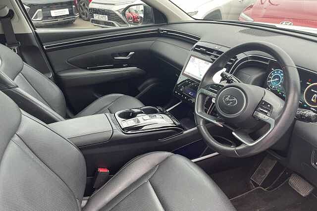 Hyundai TUCSON Ultimate Plug In 1.6 T-GDi PHEV 4WD (265ps) Atlas White