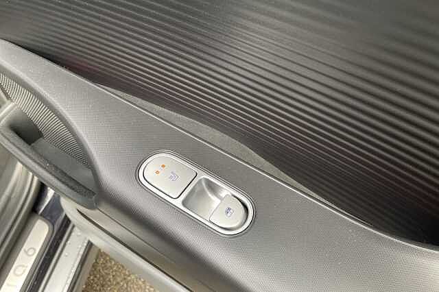 Hyundai IONIQ 6 Premium EV 77kWh RWD (228ps)