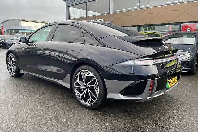 Hyundai IONIQ 6 Premium EV 77kWh RWD (228ps)